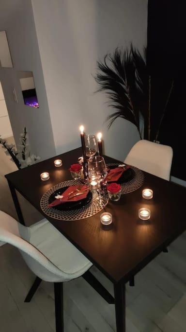 Logement Romantique Et Cosy ชาร์เลอรัว ภายนอก รูปภาพ