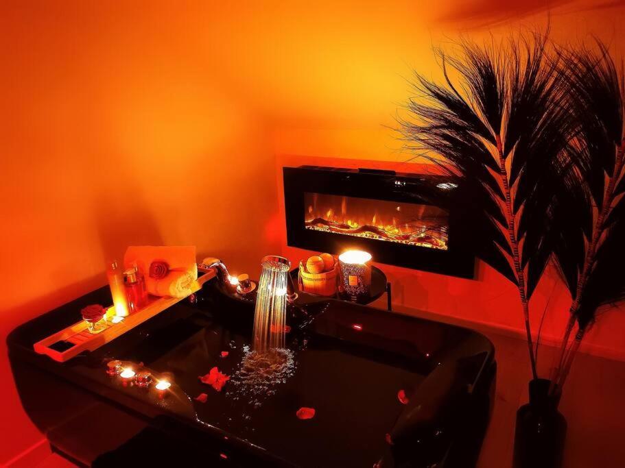 Logement Romantique Et Cosy ชาร์เลอรัว ภายนอก รูปภาพ